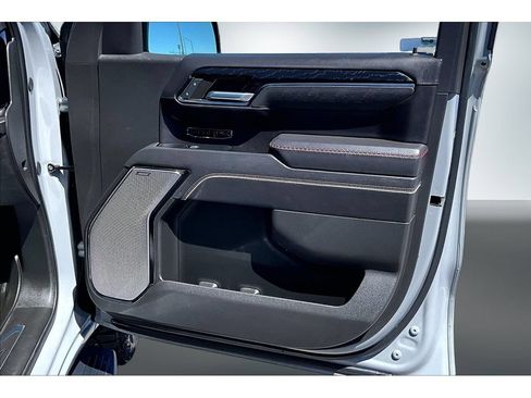 Certified 2024 GMC Sierra 1500 AT4X AWD/4WD image 23