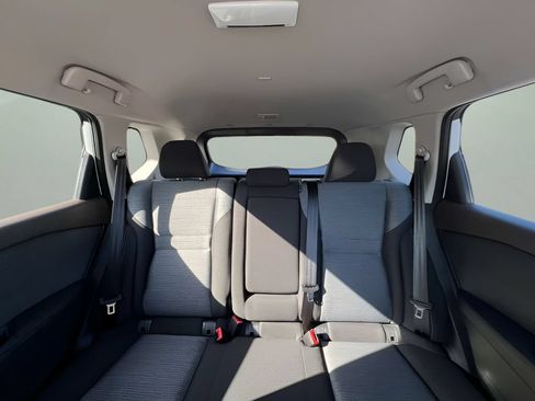 Used 2022 Nissan Rogue S FWD image 19