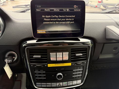 Used 2017 Mercedes-Benz G 550 image 12