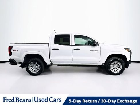 Used 2023 Chevrolet Colorado W/T w/ LPO, Pro Essentials Package image 9