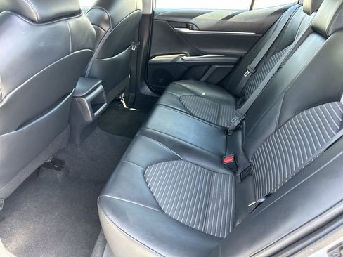 Used 2023 Toyota Camry SE image 13