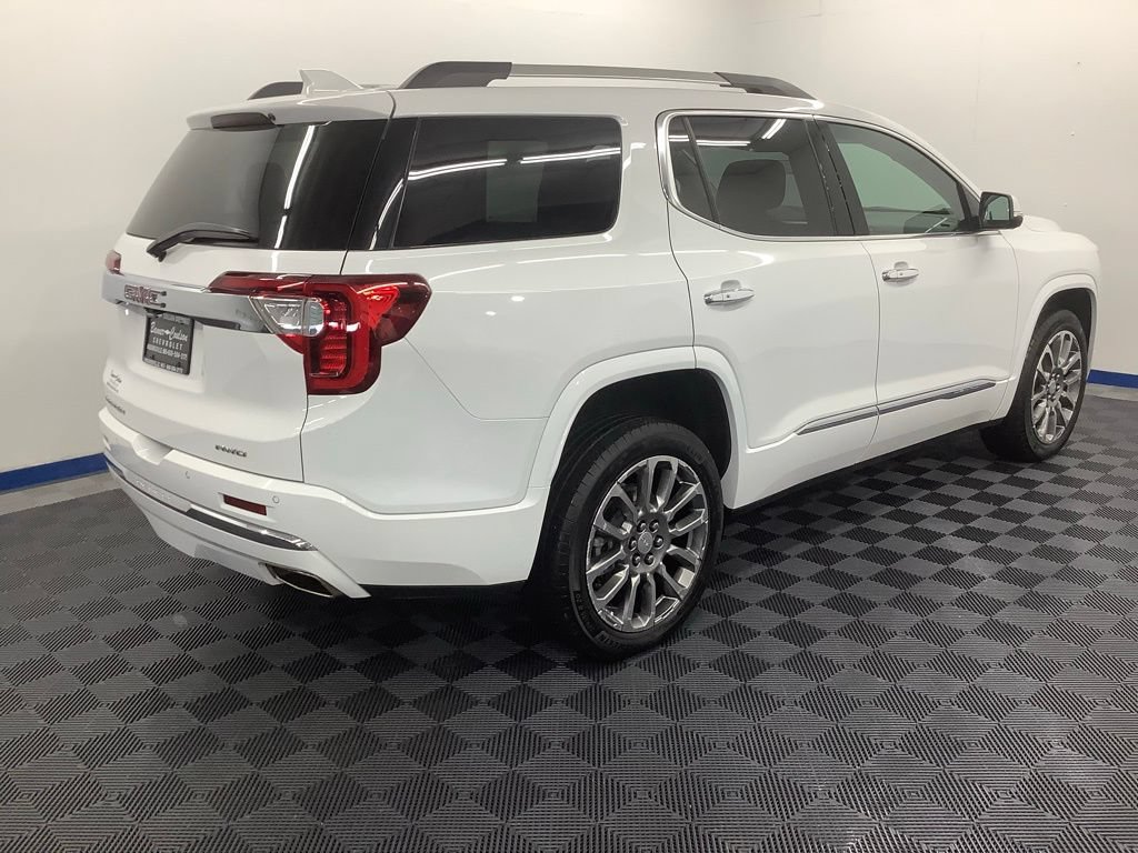 Used 2023 GMC Acadia Denali w/ Denali Technology Package AWD/4WD image 24