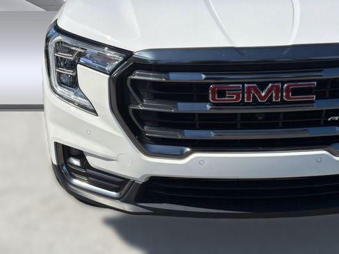 Used 2022 GMC Terrain AT4 w/ Infotainment Package II AWD/4WD image 28