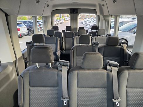 Used 2023 Ford Transit 350 XLT image 22