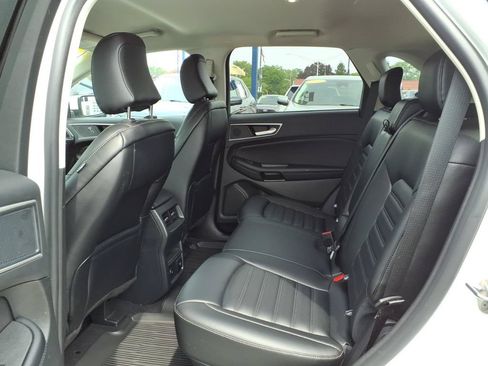 Certified 2023 Ford Edge SEL w/ Convenience Package AWD/4WD image 11