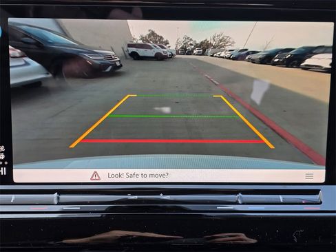 New 2026 Volkswagen Atlas SE image 13