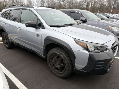 Used 2022 Subaru Outback Wilderness image 2