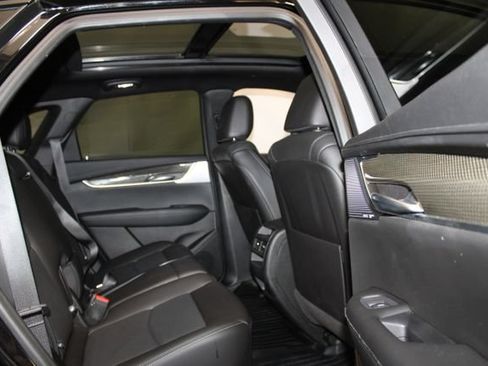 Certified 2022 Cadillac XT5 Sportv w/ LPO, ONYX Package AWD/4WD image 14