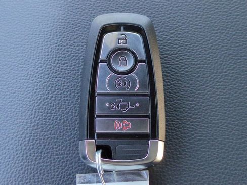 New 2025 Ford F150 Lariat w/ Equipment Group 502A High image 28