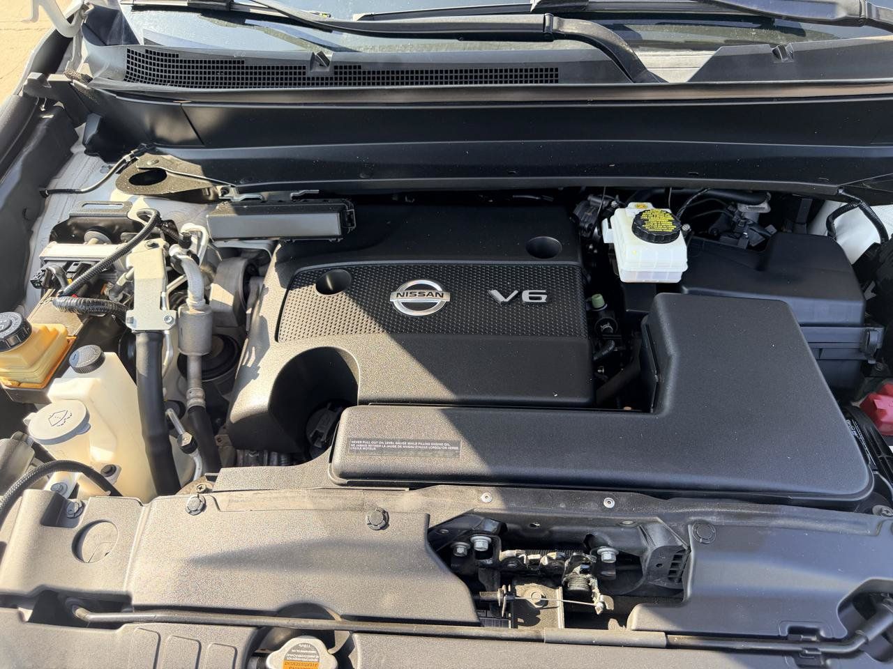 Used 2016 Nissan Pathfinder Platinum AWD/4WD image 28
