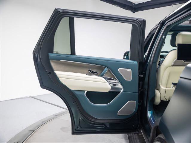 New 2026 Land Rover Range Rover SV AWD/4WD image 26