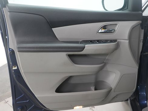 Used 2015 Honda Odyssey EX-L image 23