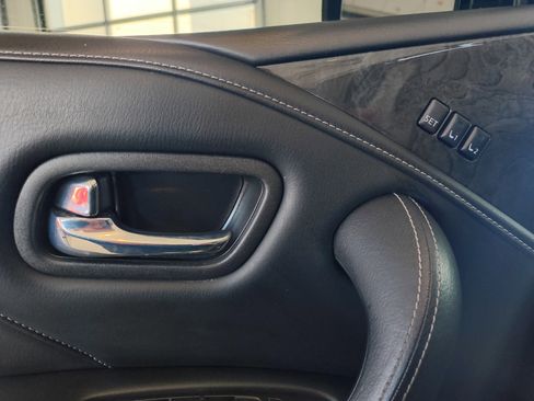 Used 2021 INFINITI QX80 Luxe image 14