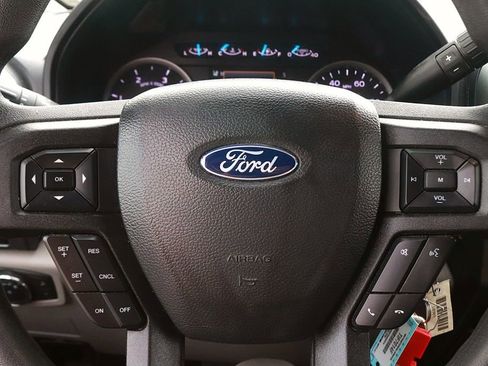 Used 2022 Ford F250 XLT w/ XLT Premium Package image 19