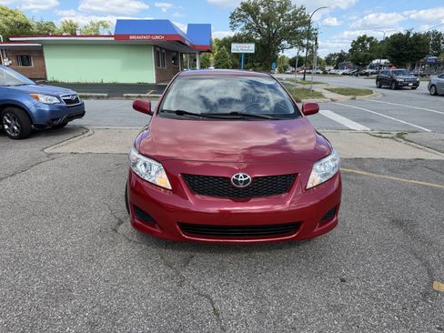 Used 2010 Toyota Corolla LE w/ All Weather Guard Pkg FWD image 5