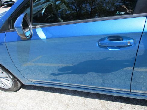 Used 2018 Subaru Impreza 2.0i Premium image 14