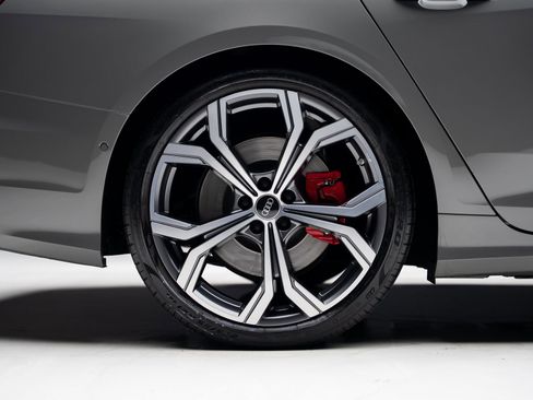 Used 2024 Audi S6 Premium Plus w/ Premium Plus Package image 38