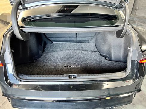 Used 2021 Lexus IS 350 F Sport RWD image 21