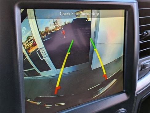 Used 2018 RAM 1500 Limited image 14