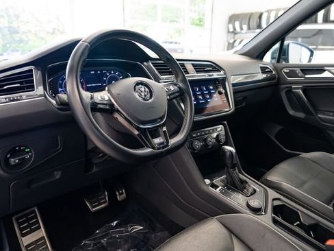 Used 2021 Volkswagen Tiguan SEL Premium R-Line w/ 3rd Row Seat Package AWD/4WD image 24