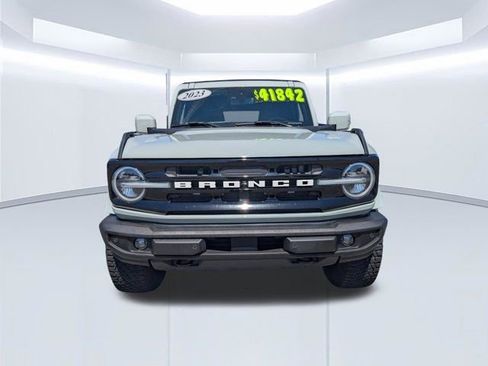 Used 2023 Ford Bronco Outer Banks AWD/4WD image 9