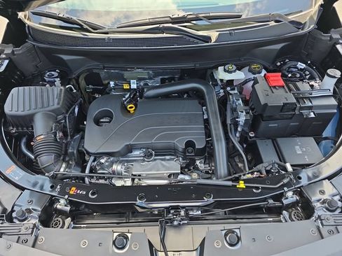 New 2026 Chevrolet Equinox LT w/ Safety and Technology Package AWD/4WD image 29