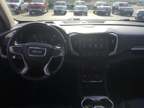Used 2019 GMC Terrain Denali w/ GMC Pro Grade Package AWD/4WD image 10