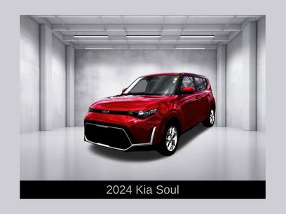 Used 2024 Kia Soul LX w/ Option Group 015