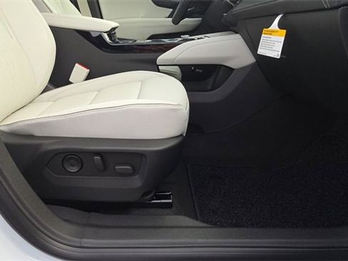 New 2026 Buick Envision Avenir image 15