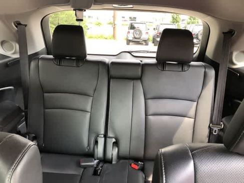 Used 2019 Honda Pilot Elite image 34