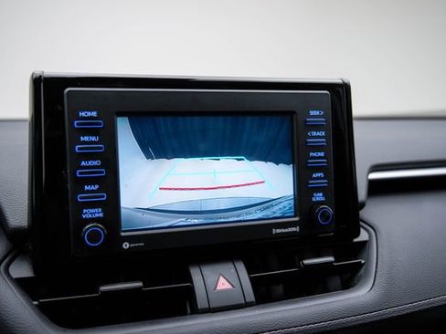 Used 2020 Toyota RAV4 LE w/ All Weather Liner Package image 28