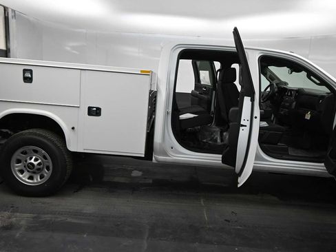 Used 2024 Chevrolet Silverado 3500 W/T w/ WT Convenience Package AWD/4WD image 21