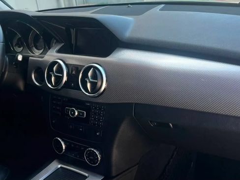 Used 2015 Mercedes-Benz GLK 350 2WD image 24