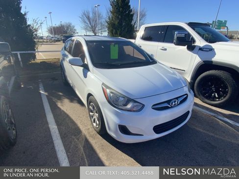 Used 2014 Hyundai Accent GS image 1