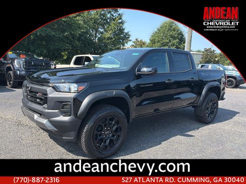 New 2026 Chevrolet Colorado Trail Boss AWD/4WD image 1
