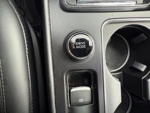 New 2025 Lincoln Corsair Reserve w/ Towing Package image 28