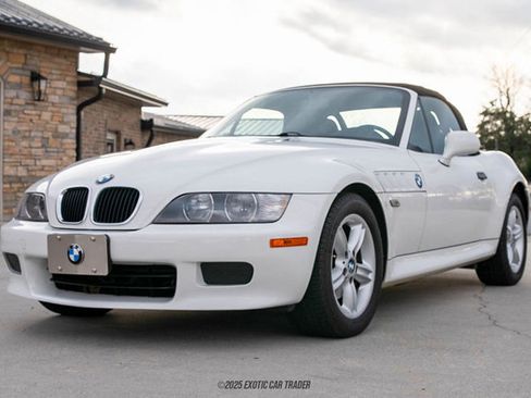 Used 2000 BMW Z3 2.5i image 17