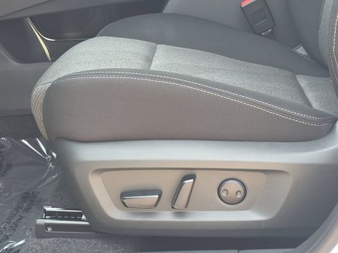 New 2026 Nissan Rogue SV w/ Cold Weather Package AWD/4WD image 28