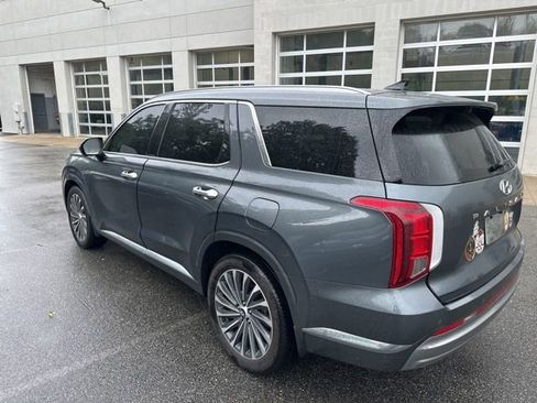 Used 2025 Hyundai Palisade Calligraphy AWD/4WD image 2