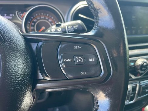 Used 2022 Jeep Wrangler Unlimited Sport AWD/4WD image 29