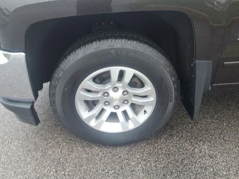 Used 2018 Chevrolet Silverado 1500 LT w/ All Star Edition image 23