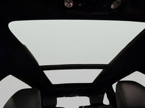 Used 2024 Kia Sorento SX Prestige image 27