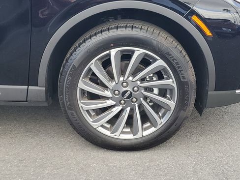 Used 2023 Lincoln Corsair Reserve image 5