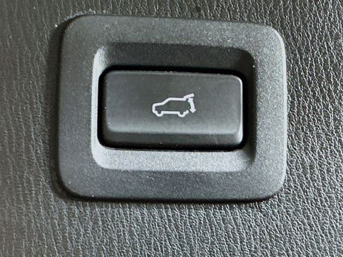 Used 2018 MAZDA CX-5 Touring w/ Preferred Equipment Package image 29