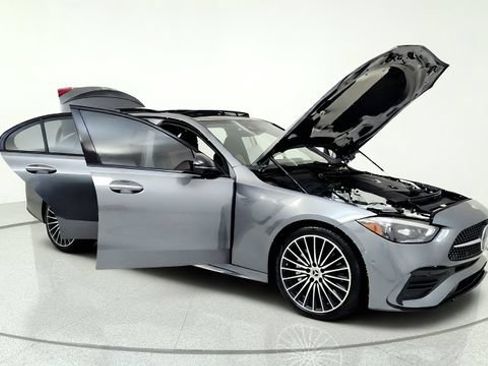 Used 2024 Mercedes-Benz C 300 Sedan image 11