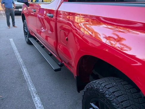 Used 2024 Chevrolet Silverado 1500 Custom Trail Boss w/ LPO, Dark Essentials Package AWD/4WD image 25
