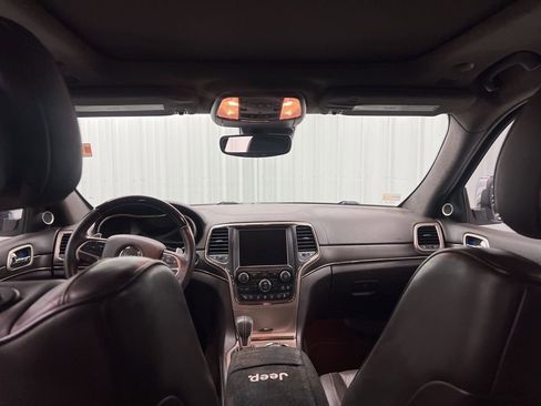 Used 2017 Jeep Grand Cherokee Summit image 14