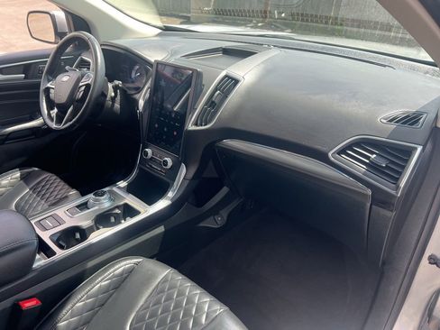 Used 2023 Ford Edge Titanium AWD/4WD image 23