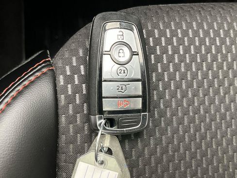 Used 2024 Ford Escape ST-Line w/ Tech Pack #1 AWD/4WD image 29