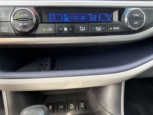 Used 2016 Toyota Highlander Limited Platinum AWD/4WD image 27